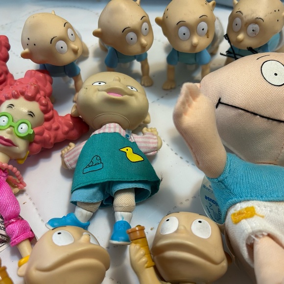 Colorful Cartoon Character Action Figure Set - Picture 4 of 4